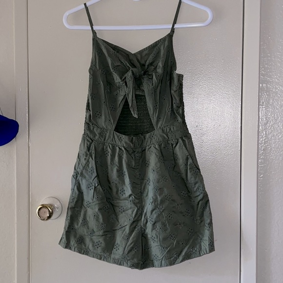 Aerie Eyelet Romper 🍀☘️ - Picture 2 of 13